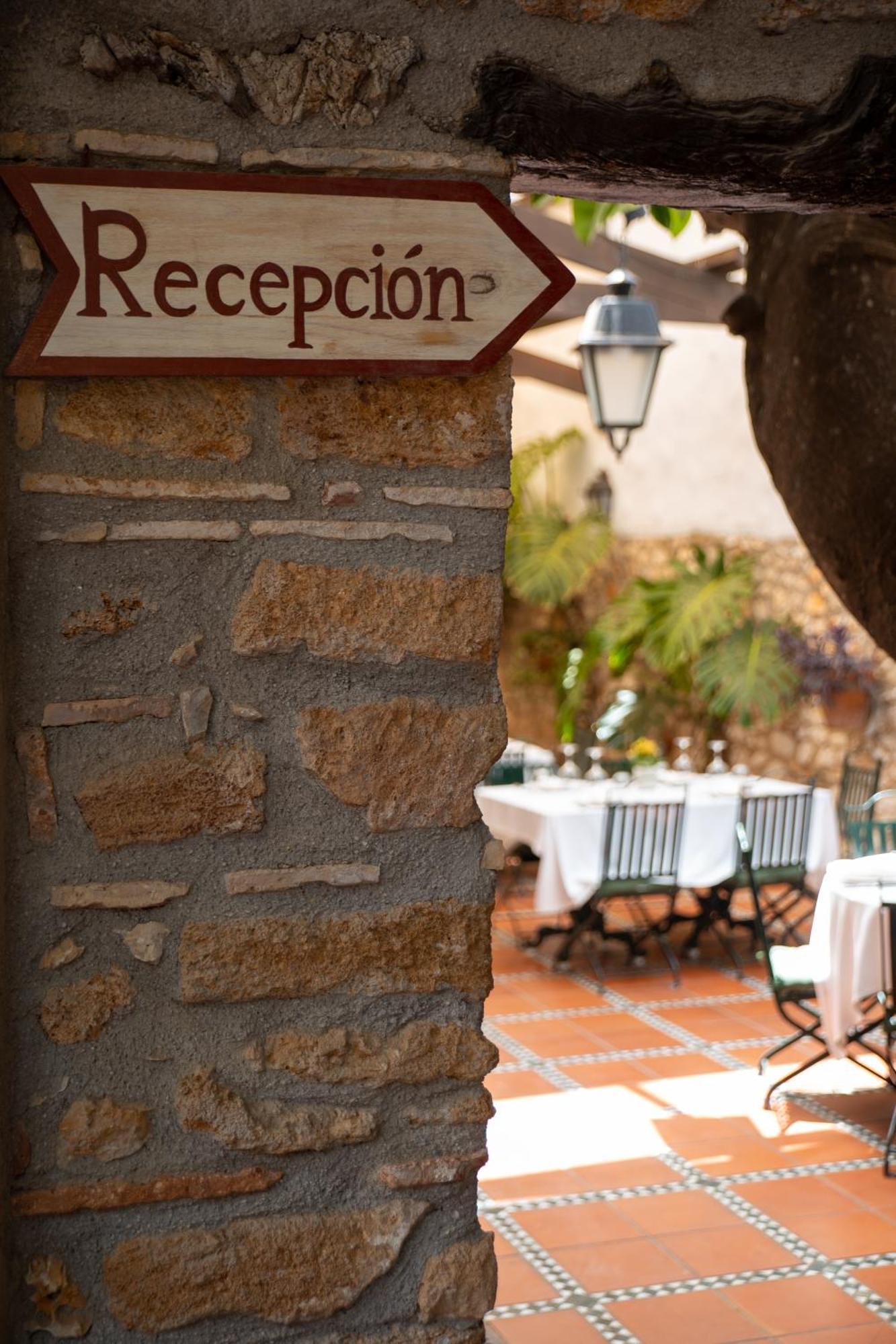 Hotel Nou Roma Дения Екстериор снимка