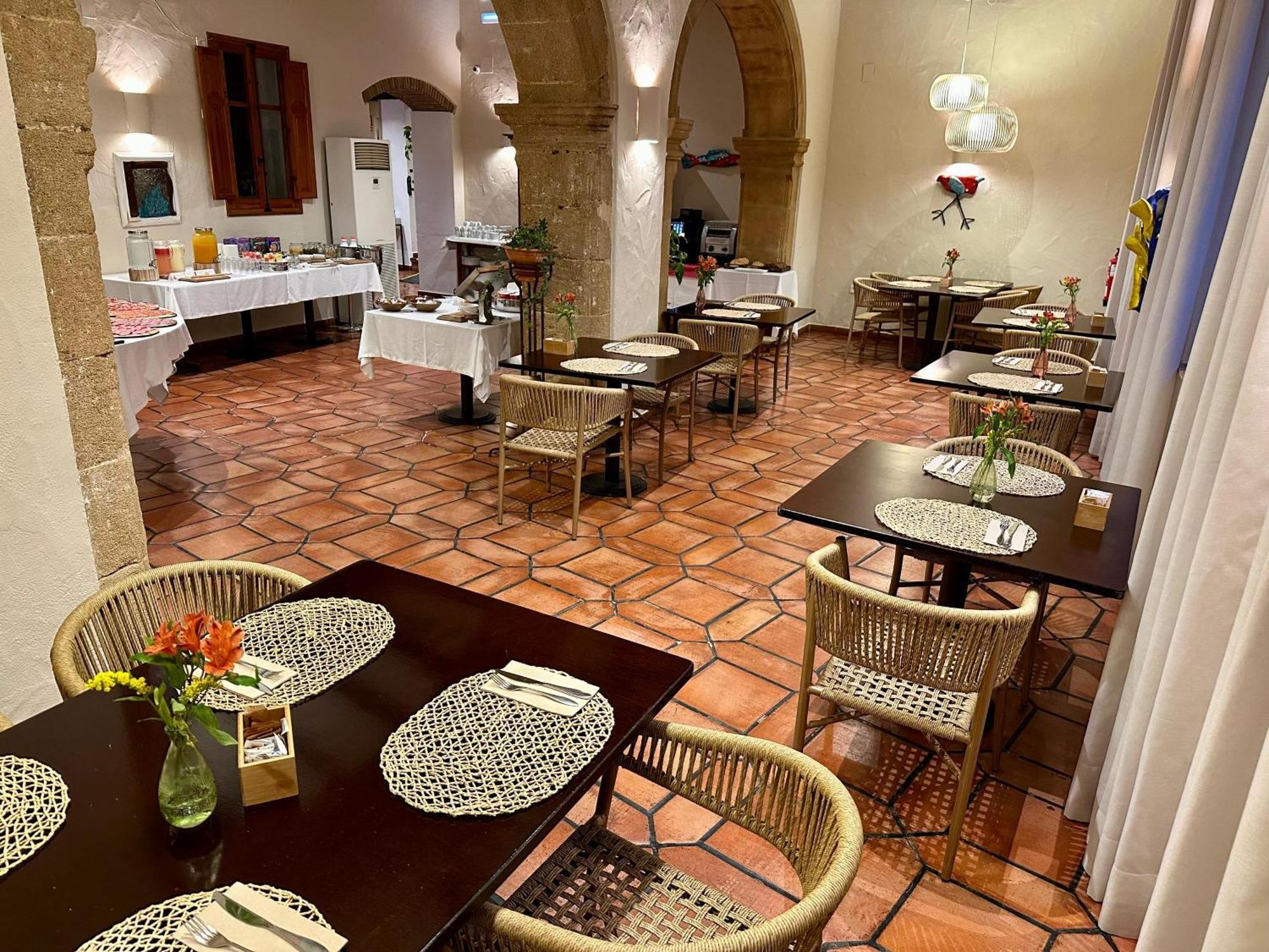 Hotel Nou Roma Дения Екстериор снимка